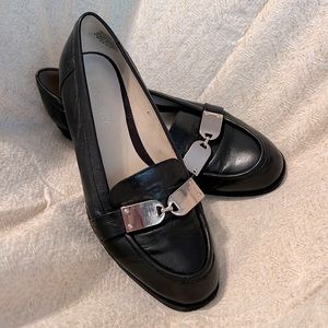 Black Nine West loafers size 7
